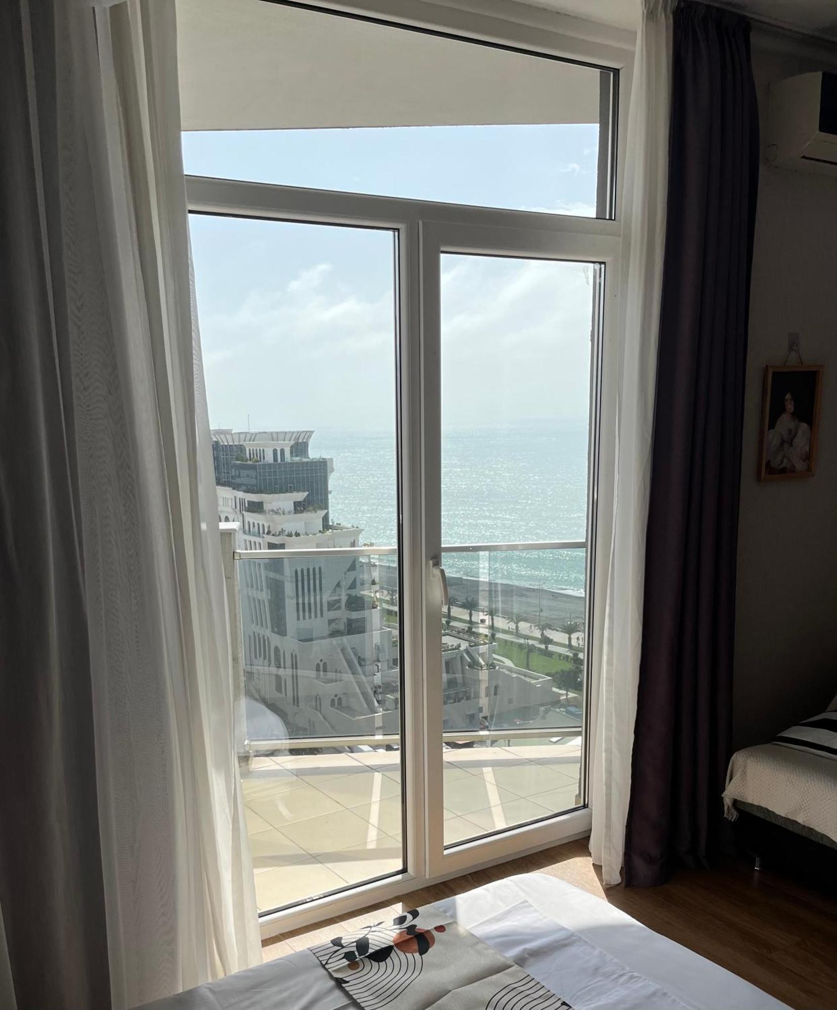 Sea Towers Lux 17-05 Apartamento Batumi Exterior foto